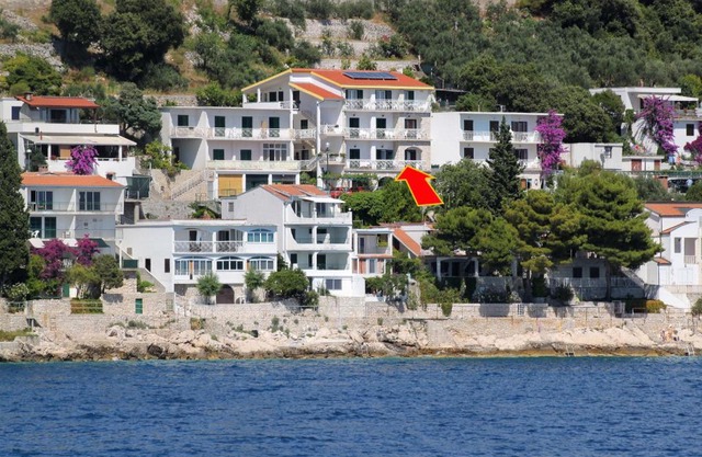 Apartment Drvenik Gornja vala 4890a
