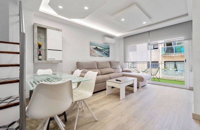 Apartment 'Duplex Center' with Balcony, Wi-Fi and Air Conditioning