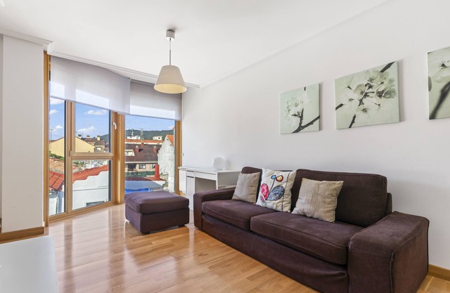 Apartment "Dúplex Santoña Juan de la Cosa" near the Beach with Wi-Fi & Terrace