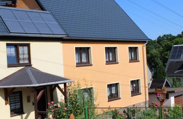Apartment Edelweiß in the Erzgebirge - Apartment 56sqm with roof terrace