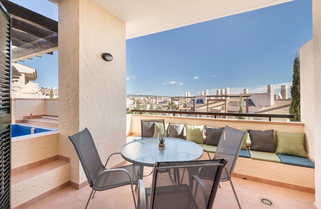 Apartment 'El Oasis Martinica 4 2 A' with Mountain View, Wi-Fi and Air Conditioning