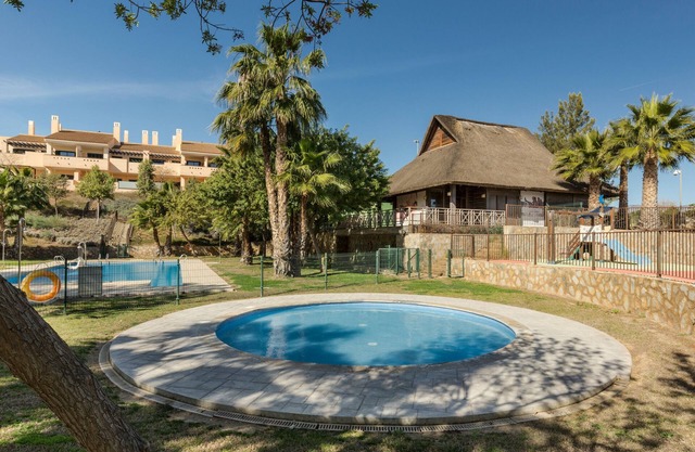Apartment 'El Oasis Martinica 2 Bajo B' with Private Pool, Wi-Fi and Air Conditioning