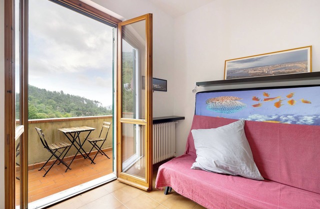 Apartment 'Elena E Joerg 2' with Mountain View, Shared Garden and Wi-Fi