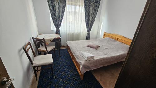 Apartment Eleven