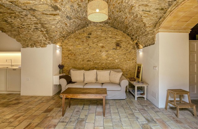 Apartment 'En El Centro' with Private Terrace and Wi-Fi