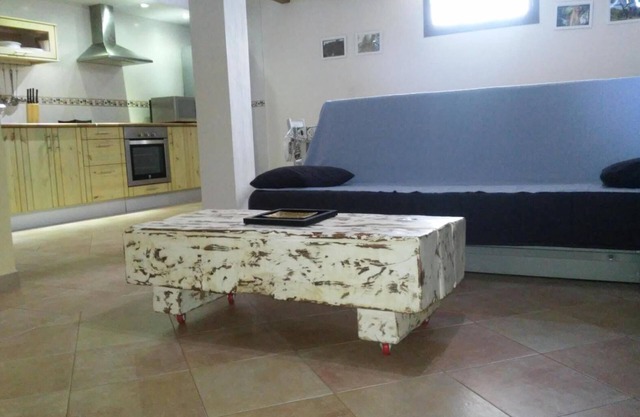 Apartment 'Enebro' with Mountain View, Wi-Fi and Air Conditioning