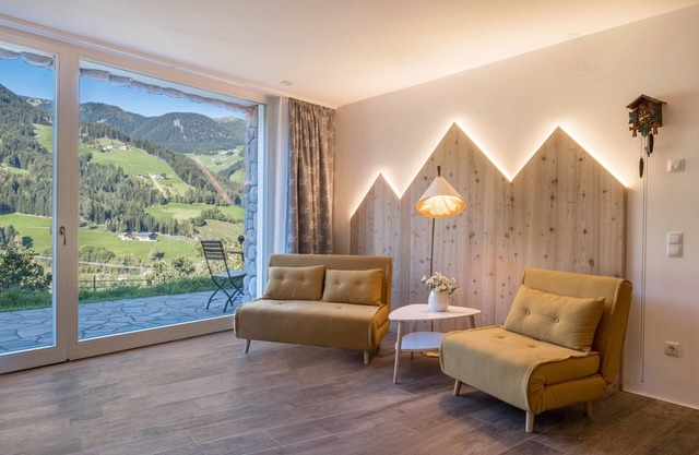 Apartment “Enzian” in Scenic Area with Mountain View, Terrace & Garden