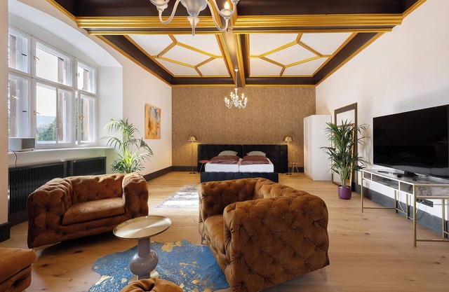 Apartment 'Eremitage' with Shared Pool, Shared Terrace and Wi-Fi