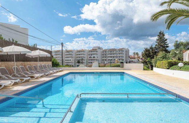 Apartment 'Erizo De Mar' with Sea View, Wi-Fi and Air Conditioning
