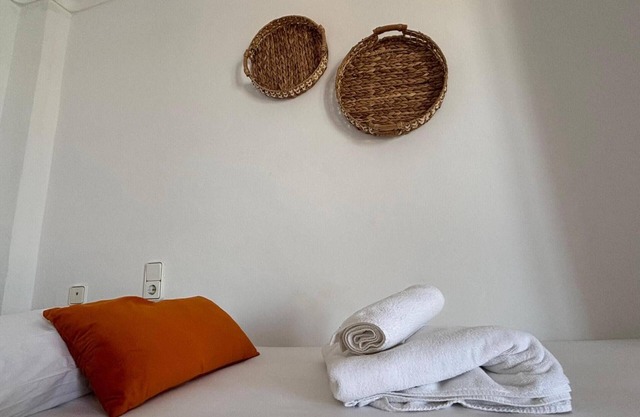 Apartment 'Vista Mar 2Bb' with Sea View, Wi-Fi and Air Conditioning