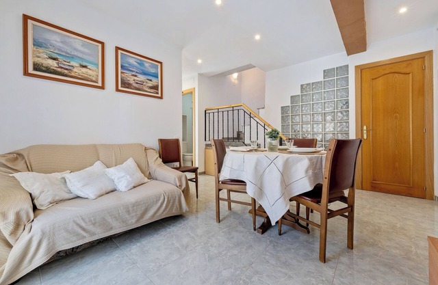 Apartment 'Estela' with Private Terrace, Wi-Fi, Balcony and Air Conditioning