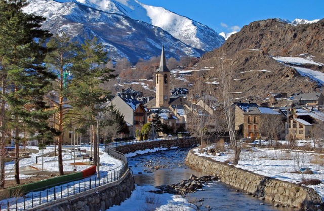 APARTMENT ESTERRI D'ANEU. PARC NATURAL PIRINEU
