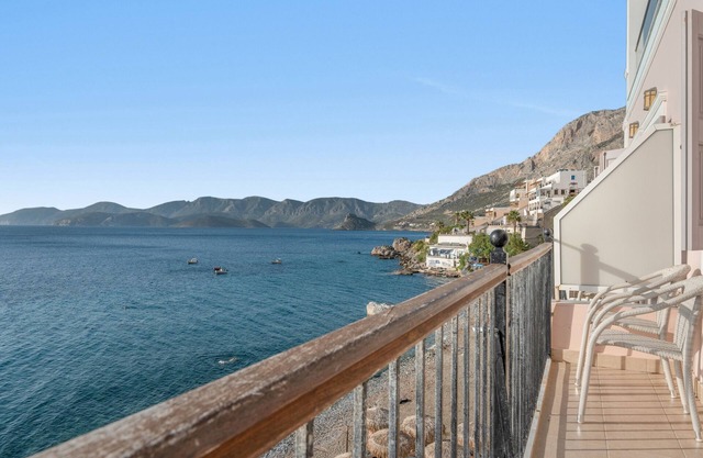 Apartment 'Estia Sea View' with Shared Garden, Wi-Fi and Air Conditioning
