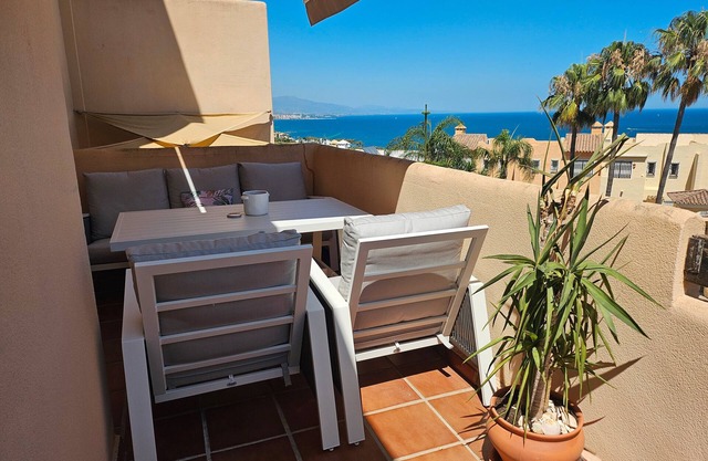 Apartment "Estrella de la Bahía" with front line Sea View, Shared Pool & Wi-Fi