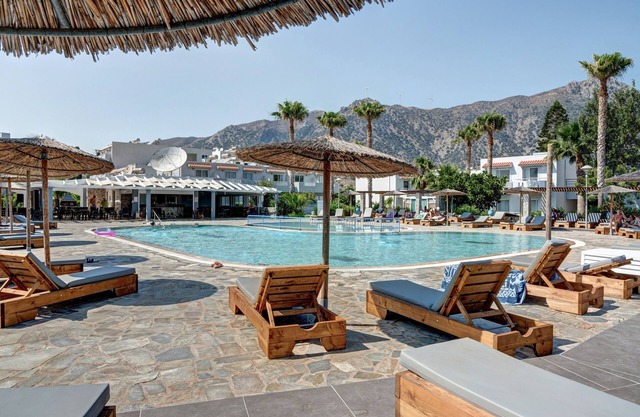 Apartment 'Evripides Family One -bedroom 3' with Shared Pool, Shared Garden and Air Conditioning