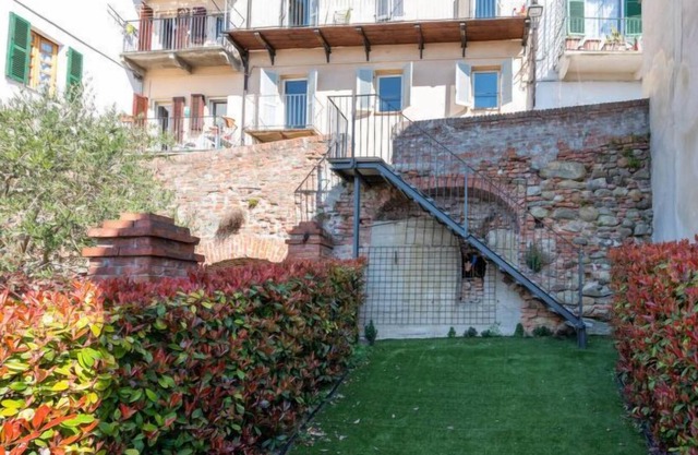 Apartment Ex Hotel Italia in Sciolze - 4 persons, 2 bedrooms