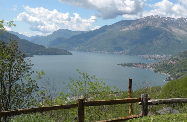 Apartment fabulous lake view, ideal base for excursions