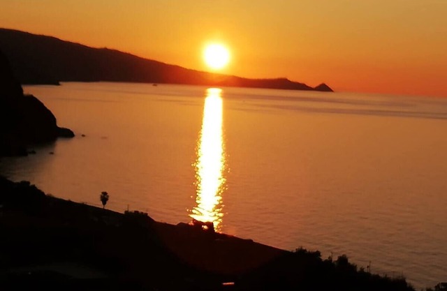 Apartment facing the Aeolian Islands, near Capo D'Orlando and Capo Calavà