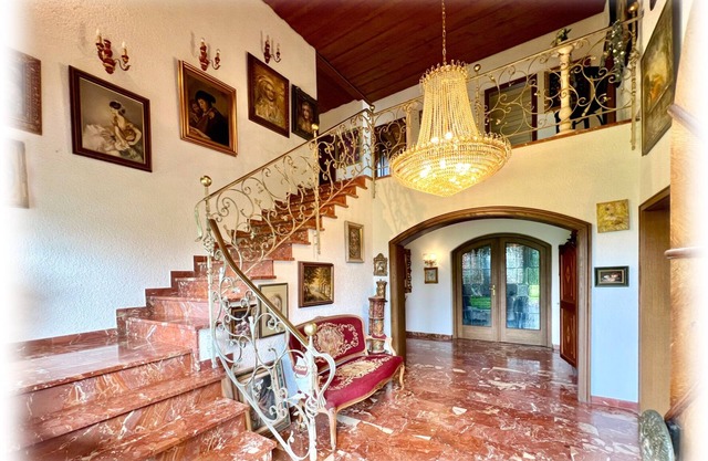 Apartment 'Familienzimmer - Galerie' with Shared Pool, Shared Garden and Wi-Fi
