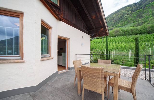 Apartment 'Faselehof Baccara' with Mountain View, Shared Pool and Wi-Fi