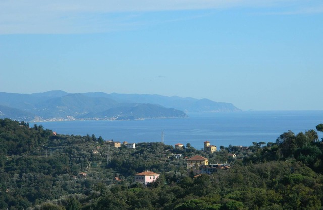 Apartment 'Fattorialmare Gialla' with Sea View, Shared Terrace & Wi-Fi