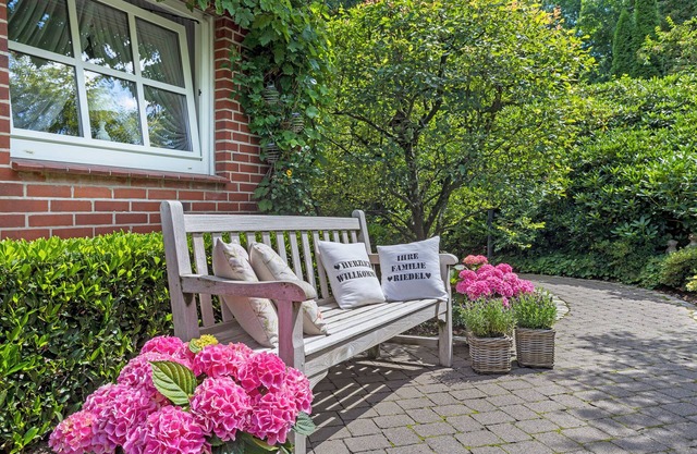 Apartment 'Ferienwohnung Riedel' with Balcony and Wi-Fi