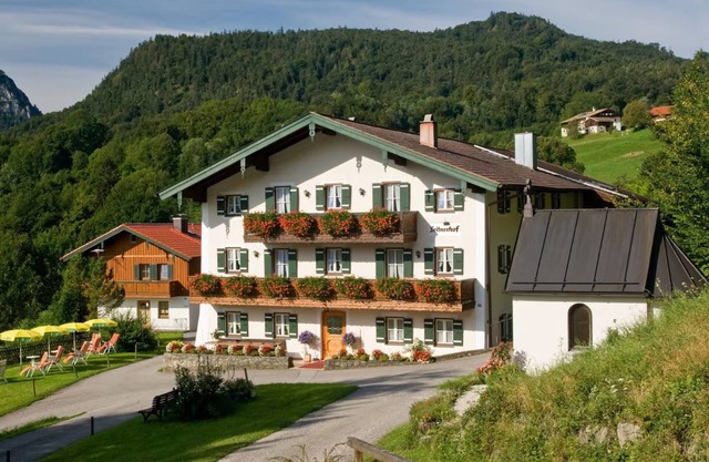 Apartment 'Ferienwohnung Alpenrose' with Mountain View, Balcony and Wi-Fi
