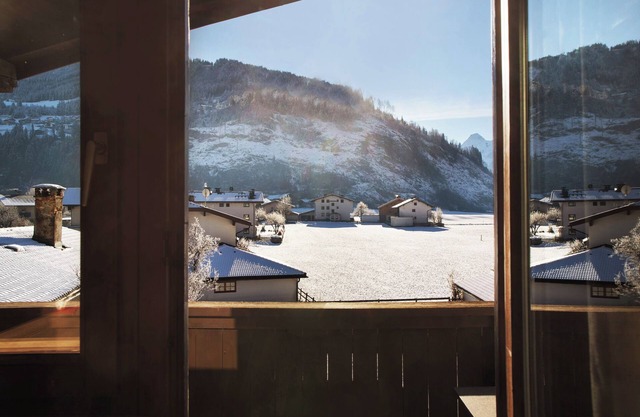 Apartment 'Ferienwohnung Berta' with Mountain View, Balcony and Wi-Fi