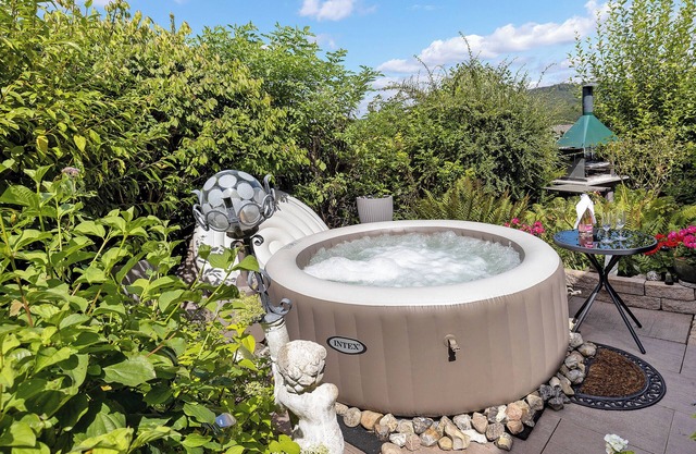 Apartment 'Ferienwohnung Harzer Bergblick' with Private Pool, Private Terrace and Wi-Fi