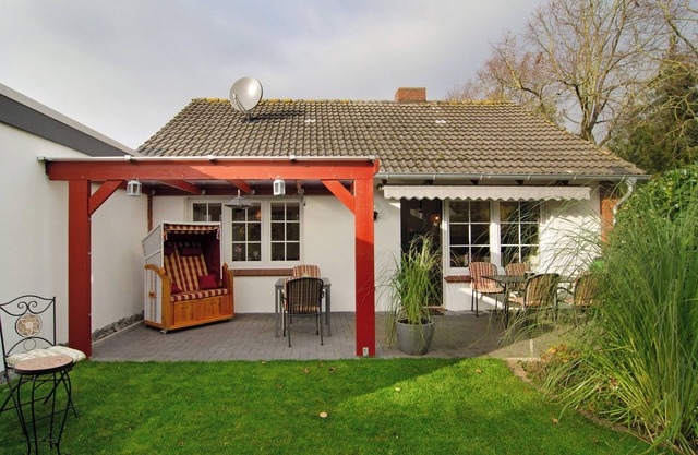 Apartment 'Ferienhaus Sonnenschein - Wohnung 2' with Private Terrace, Private Garden and Wi-Fi
