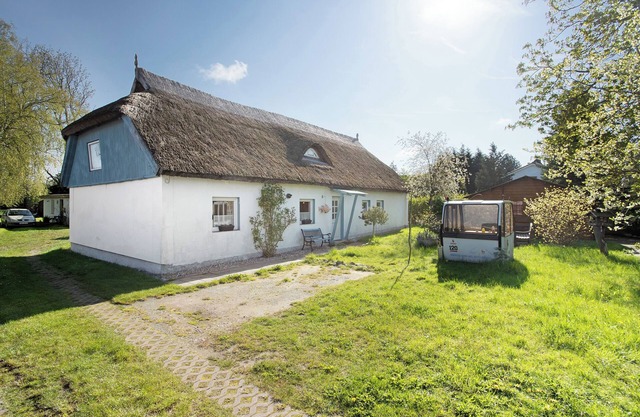 Apartment 'Ferienhaus Struve' with Private Garden