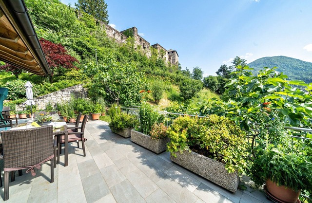 Apartment "Ferienhof Turmwirt Pink Leidy" with Mountain View, Shared Pool & Wi-Fi