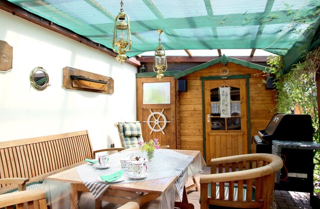 Apartment 'Ferienoase Balve' with Private Terrace, Private Garden and Wi-Fi