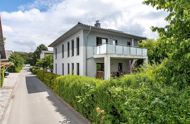 Apartment 'Ferienvilla Kapitänshaus' with Balcony and Wi-Fi
