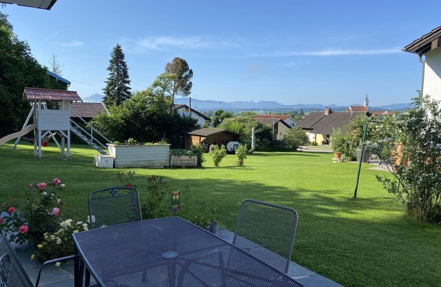 Apartment 'Ferienwohnung Haus Bauer' with Mountain View, Private Terrace and Wi-Fi