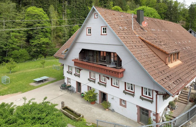 Apartment 'Ferienwohnung Im Hof 120qm' with Mountain View, Shared Terrace and Wi-Fi
