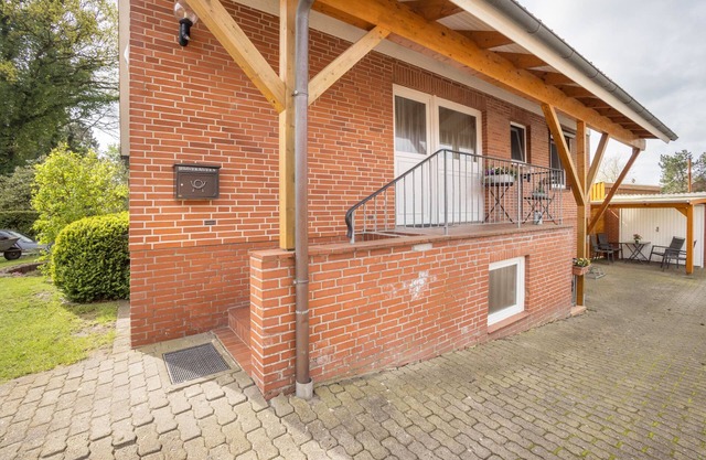 Apartment 'Ferienwohnung Krempermoor' with Shared Terrace and Wi-Fi