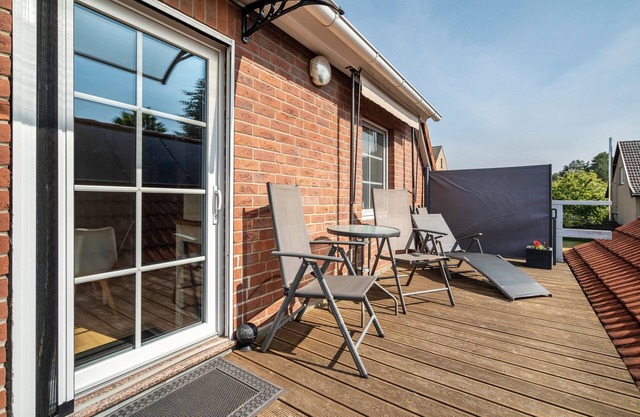 Apartment 'Ferienwohnung 2 Schulze' with Private Terrace, Shared Garden and Wi-Fi