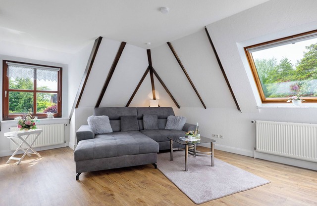 Apartment 'Ferienwohnung 2' with Shared Garden and Wi-Fi