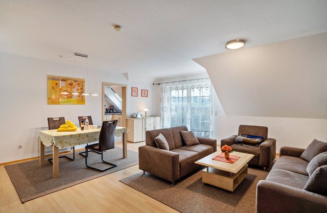 Apartment 'Ferienwohnung 1 Og - Rechts with Mountain View and Wi-Fi