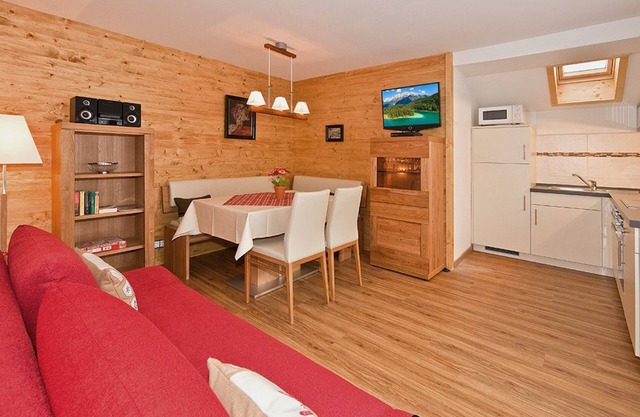 Apartment 'Ferienwohnung 4' with Mountain View, Shared Garden and Wi-Fi