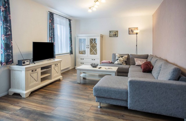 Apartment 'Ferienwohnung 1, 66qm' with Mountain View, Shared Garden and Wi-Fi