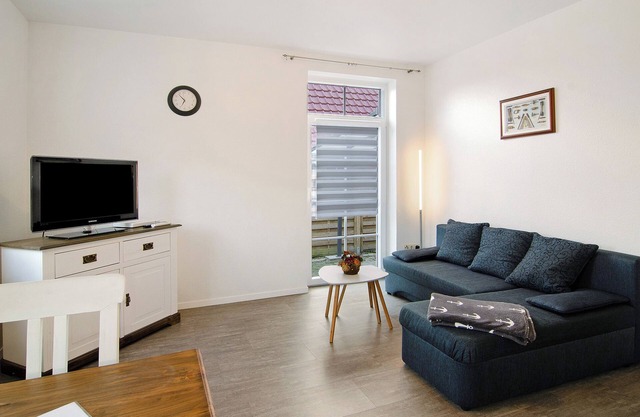 Apartment 'Ferienwohnung Anker' with Private Terrace and Wi-Fi