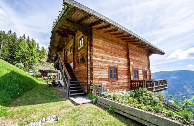 Apartment 'Ferienwohnung Bergblick' with Lake View, Private Terrace and Private Garden