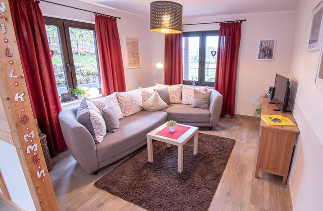 Apartment 'Ferienwohnung Haferkiste' with Mountain View, Shared Terrace and Wi-Fi