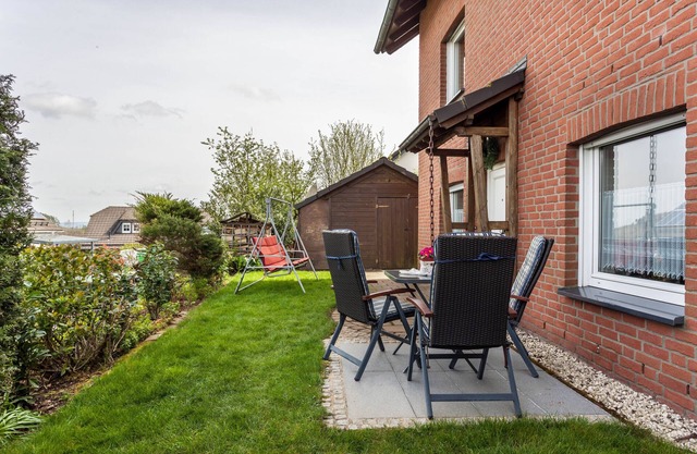 Apartment 'Ferienwohnung Am Wald' with Private Terrace, Shared Garden and Wi-Fi