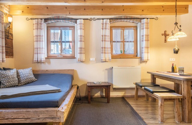 Apartment 'Ferienwohnung Stod´l' with Private Pool, Private Terrace and Wi-Fi