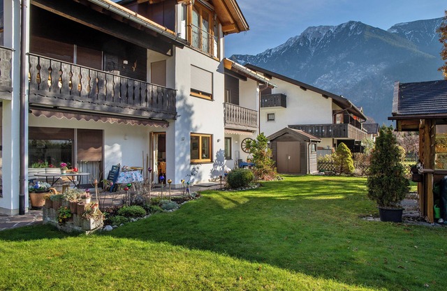 Apartment 'Ferienwohnung Dietzsch' with Mountain View, Balcony and Wi-Fi