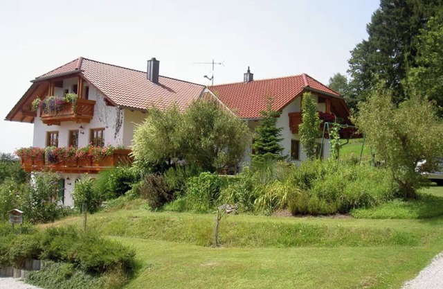 Apartment 'Ferienwohnung Scherer' with Private Terrace, Private Garden and Wi-Fi