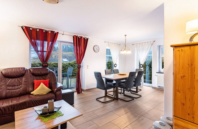 Apartment 'Fewo Zur Piste' with Mountain View, Private Terrace and Wi-Fi